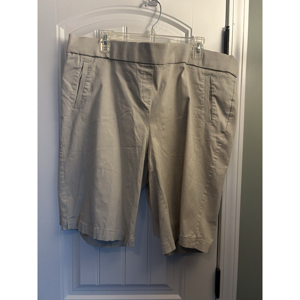 Kim Rogers Curvy 22W Beige Bermuda Walking Shorts Stretch Plus Size - Picture 4 of 12